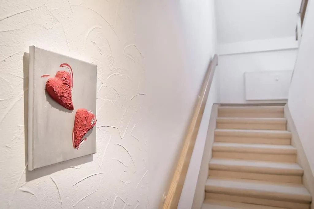 5 Secret Escape Apartment Above Stuttgart Tyskland